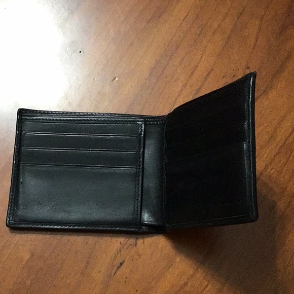 Coach Wallet - Picture 4 of 10
